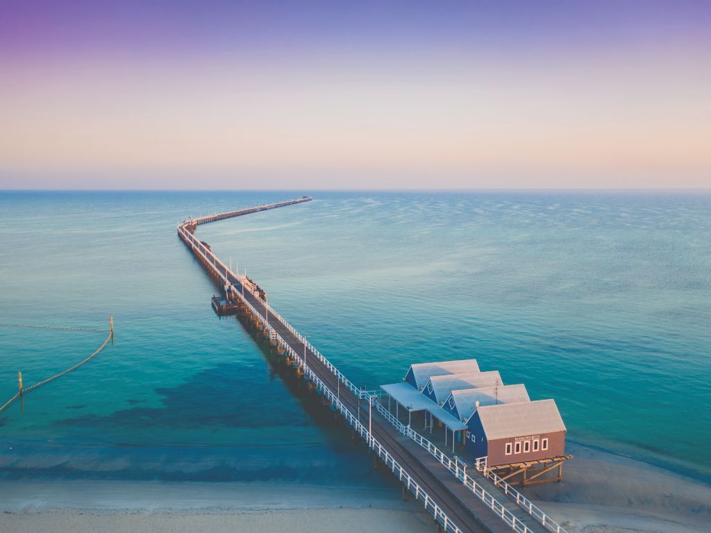 8D7N PERTH AND SOUTHWEST FOODIE CAMPERVAN 